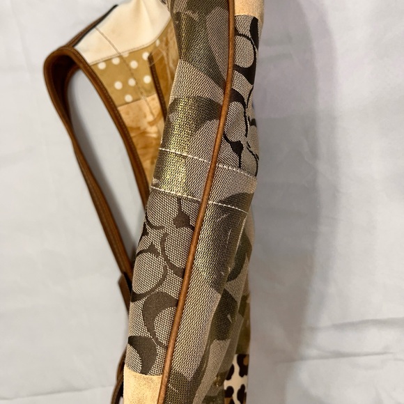 NWOT Coach Y2K Ergo signature patchwork hobo purse bag. Measure 19x12 - Picture 8 of 16